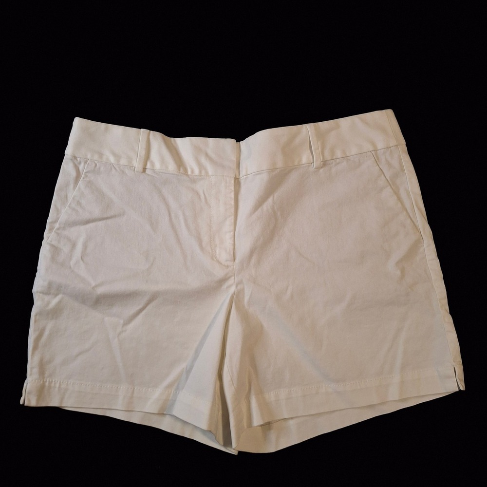 Loft Womens White Riveria Chino Shorts Size 14 6 Inch‎ Inseam Stretch Cotton NWT